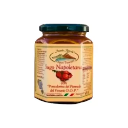 Napolitaine : Sauce avec des tomates cerises du Piennolo del Vesuvio D.O.P. de ...