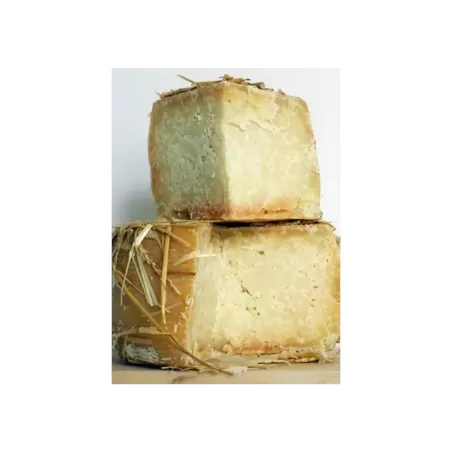 Pecorino Bagnolese aromatisiert mit Heu und Stroh - gereifter Käse...