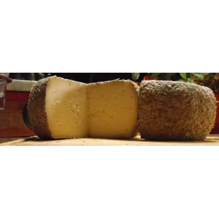 Pecorino Bagnolese aromatisiert mit Kleie - Gereifter Käse - Azienda Agricola di Buccino Pasquale - Frische Käse ...